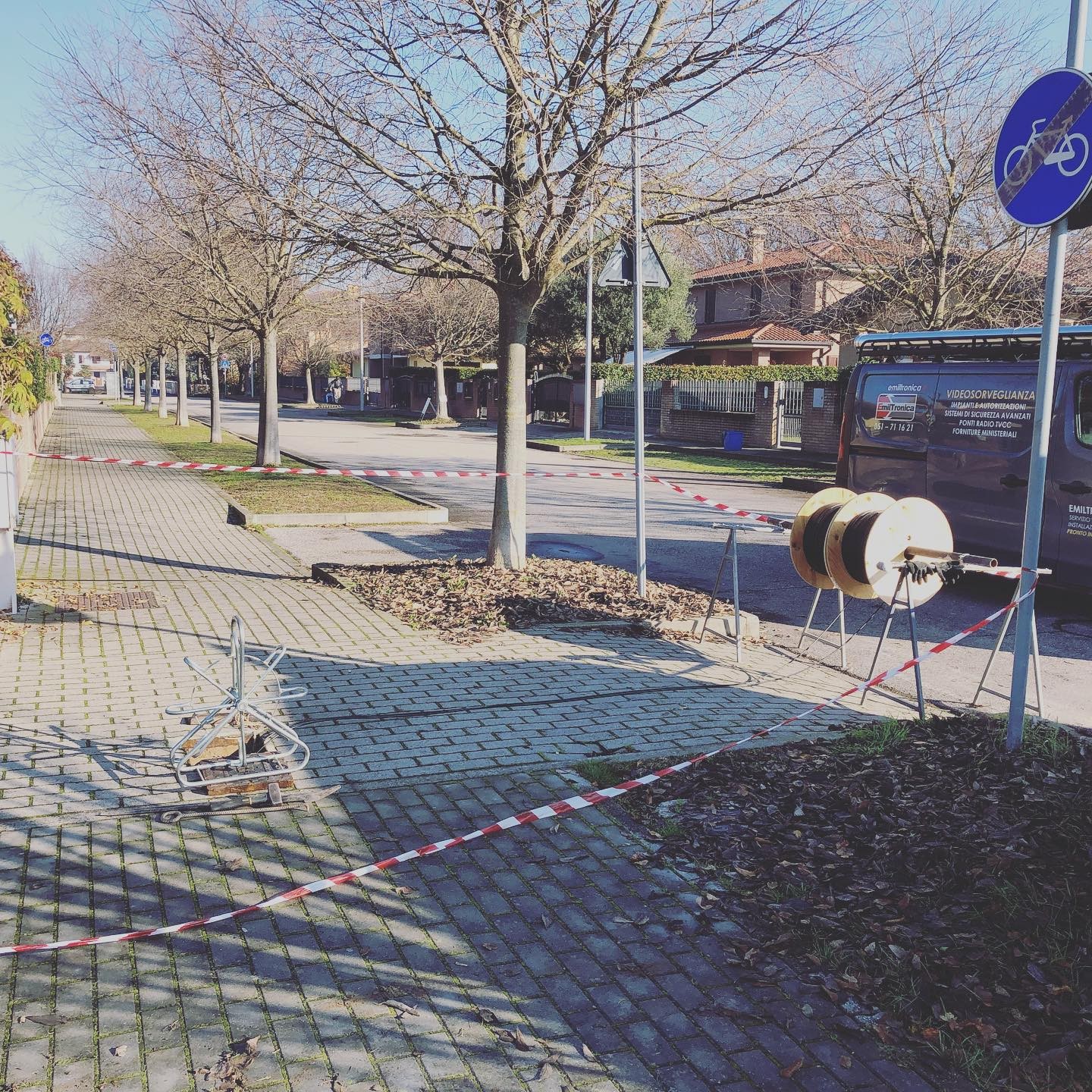 Impianti #videosorveglianza cittadina. Richiedi la tua soluzione di #sicurezza #tvcc a @emiltronica_srl www.emiltronica.it #sicurezzabologna #videosorveglianzabologna #hikvision @hikvisionitaly