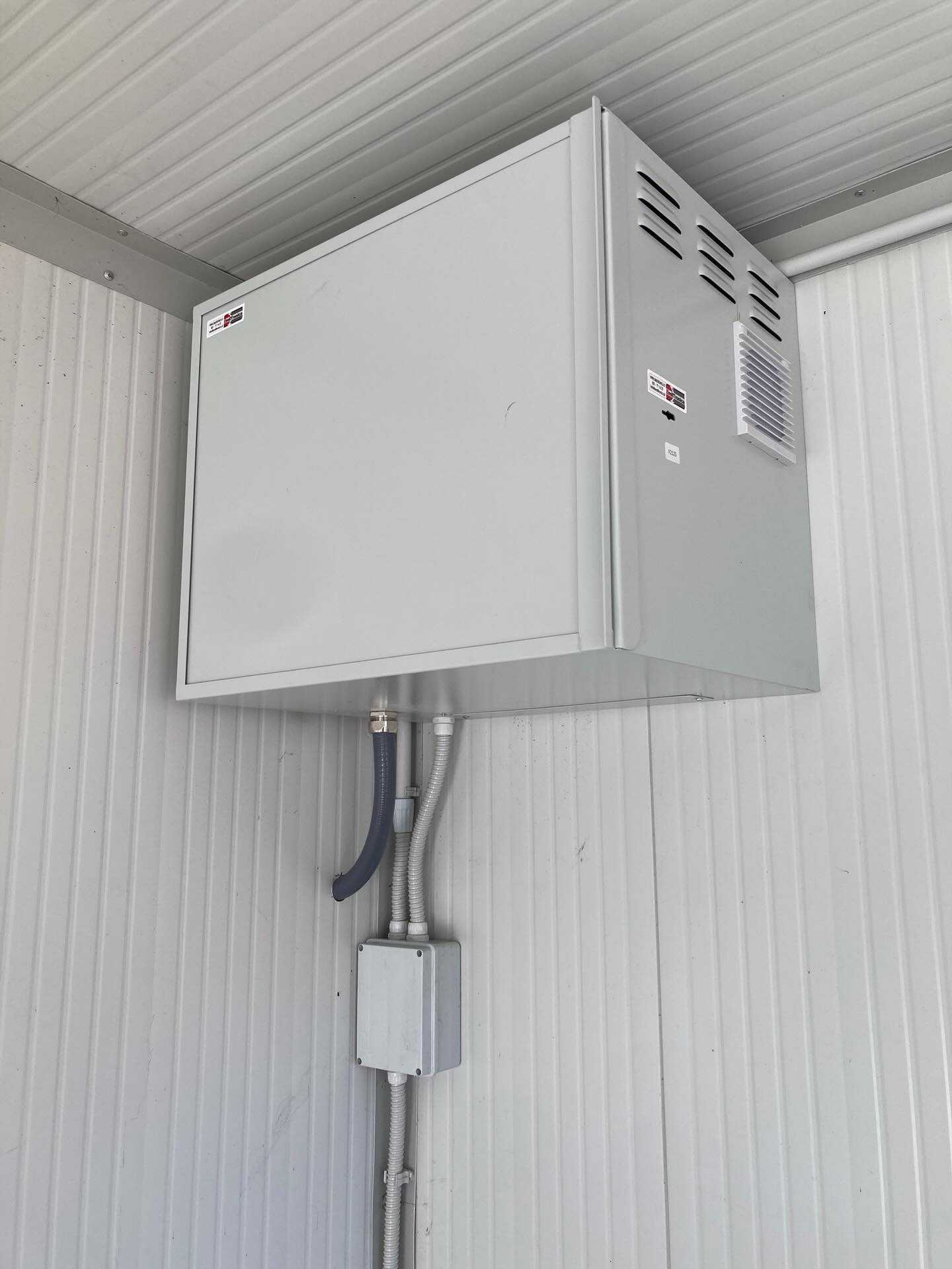 @emiltronica_srl Soluzioni Speciali per la #videosorveglianza su #ponteradio PTP in cantieri e biogas @hikvision @hikvisionitaly @tplink.italia