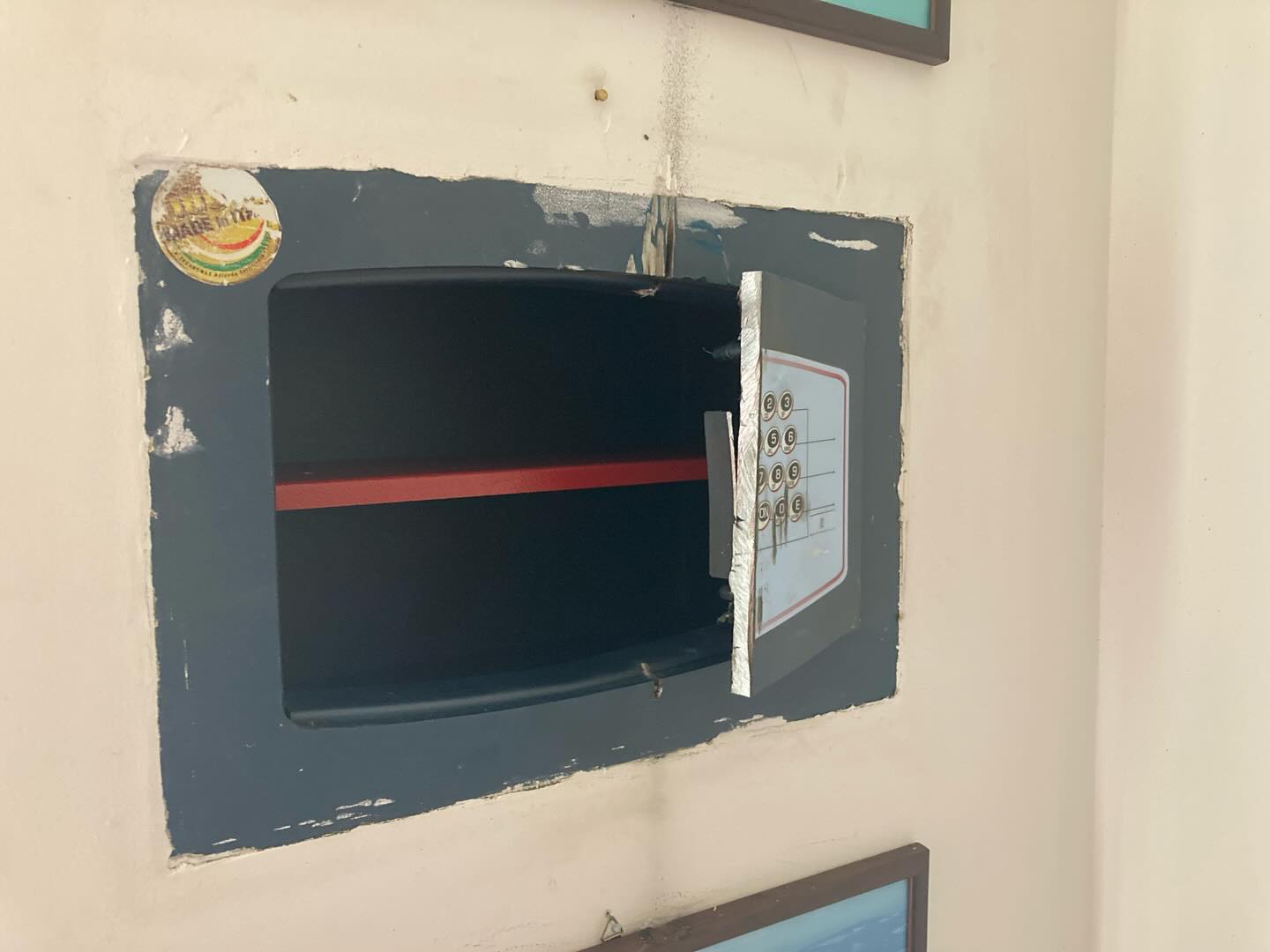 Non rischiare una brutta sorpresa: contatta @emiltronica_srl per un #impiantodiallarme #antifurto #antiintrusione #videosorveglianza www.emiltronica.it #sicurezzabologna